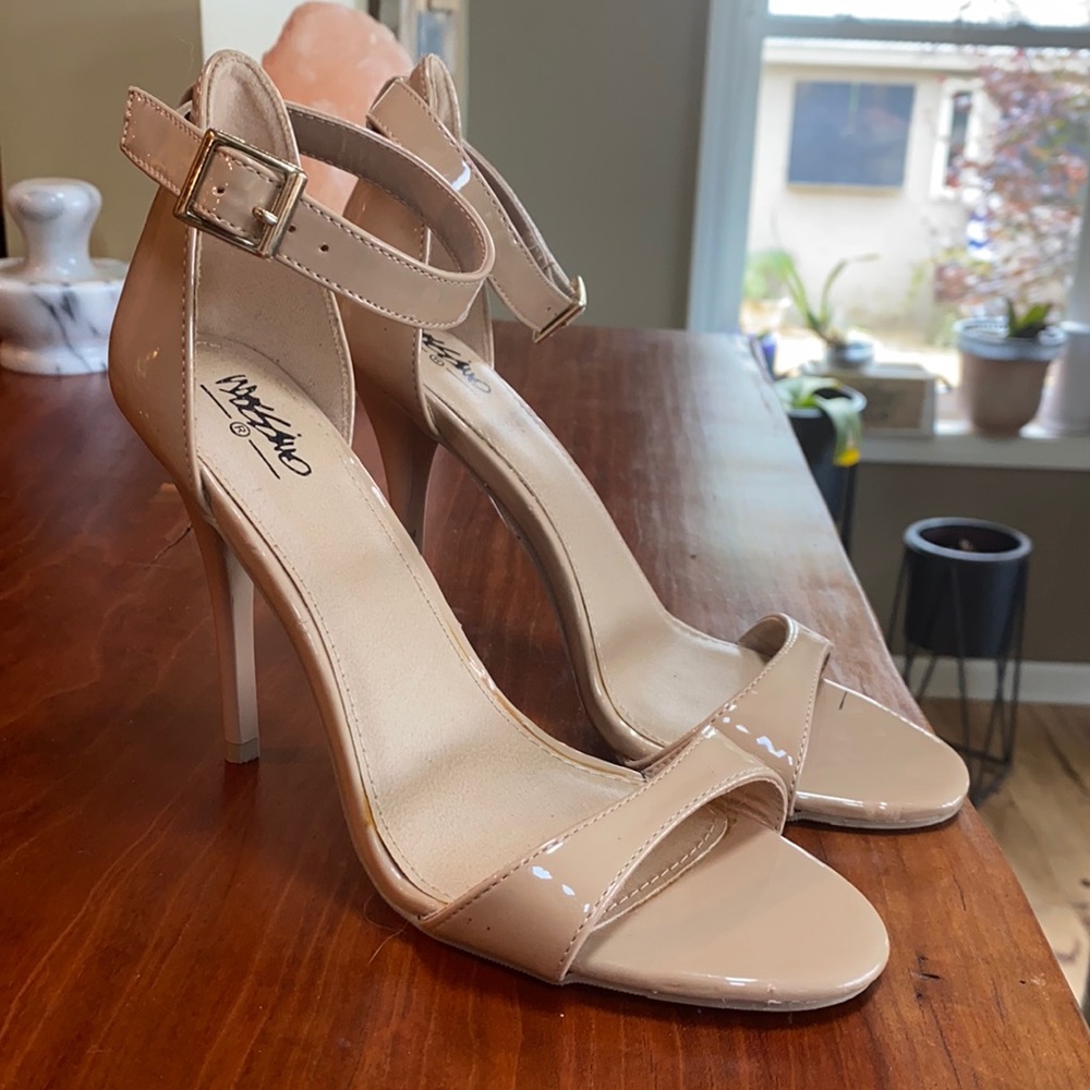 New Mossimo Nude Stilettos